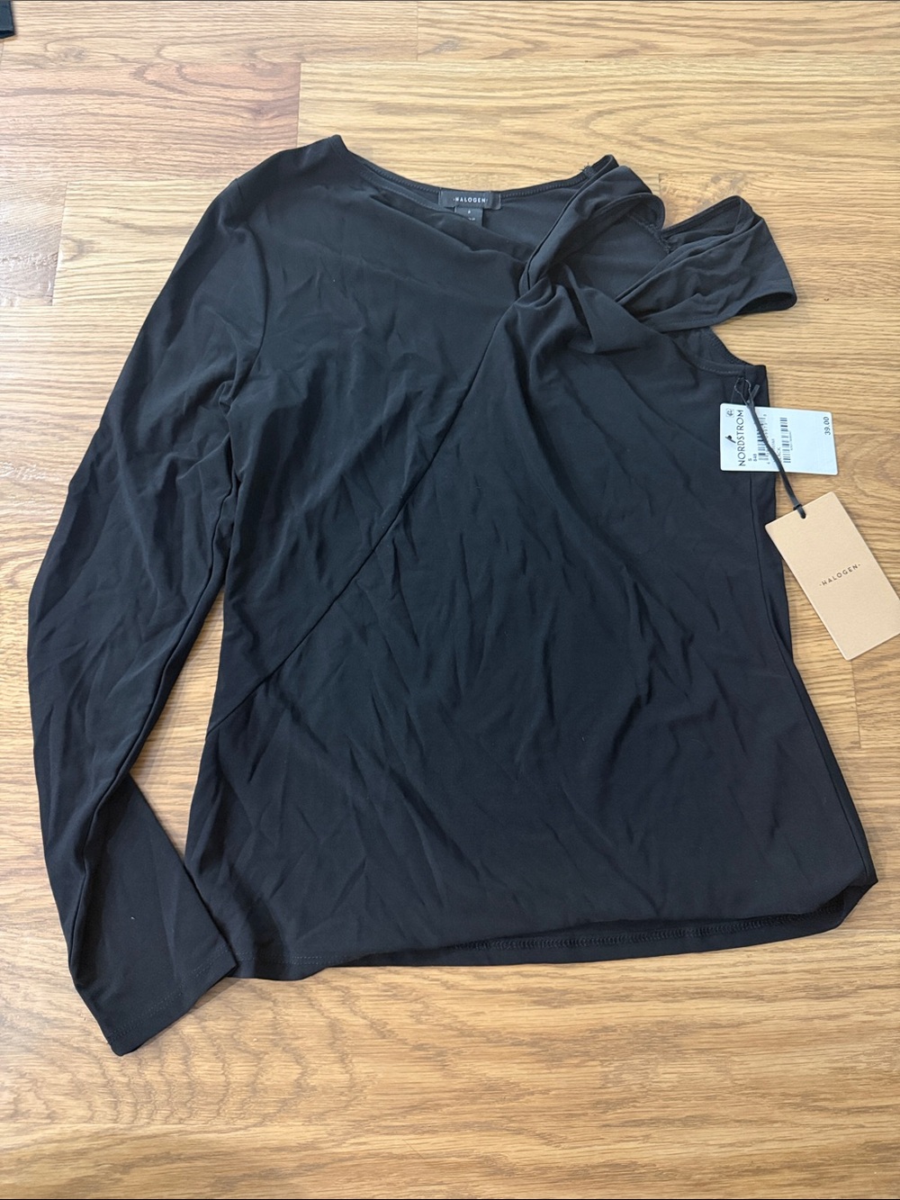 Halogen Black Long-Sleeve Twist-Detail Top